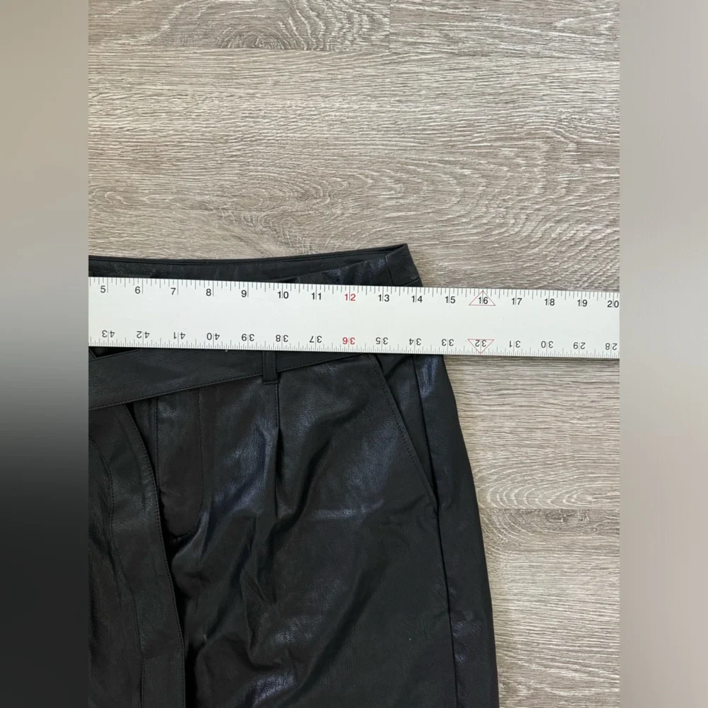 Paige EUC High Waist Faux Leather Black Mini Skirt Tie Belt Size S - Picture 10 of 11